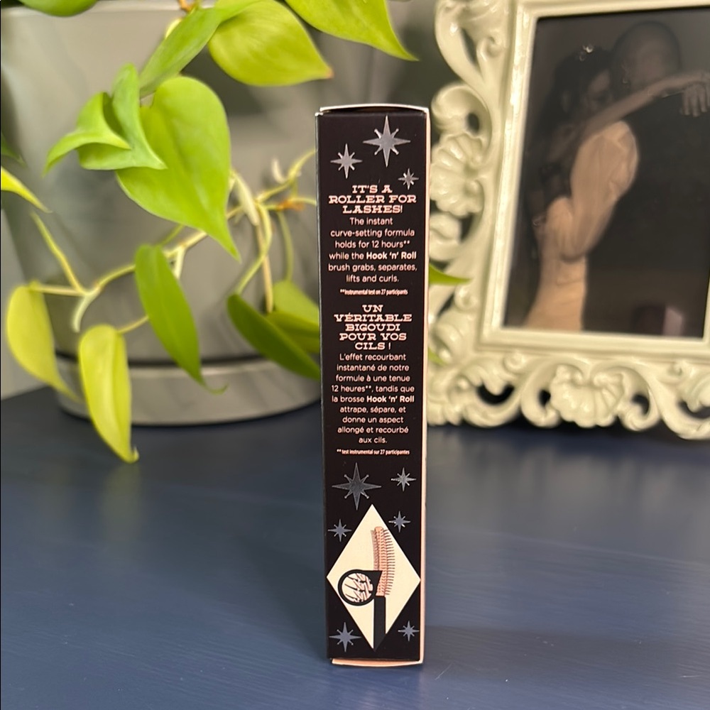 Benefit Roller Lash Mascara - Picture 2 of 3